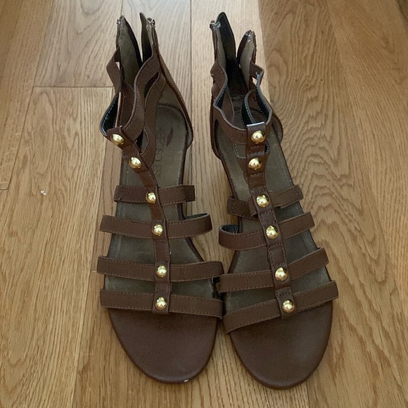 - Aerosoles Wedge Sandals - Picture 2 of 6